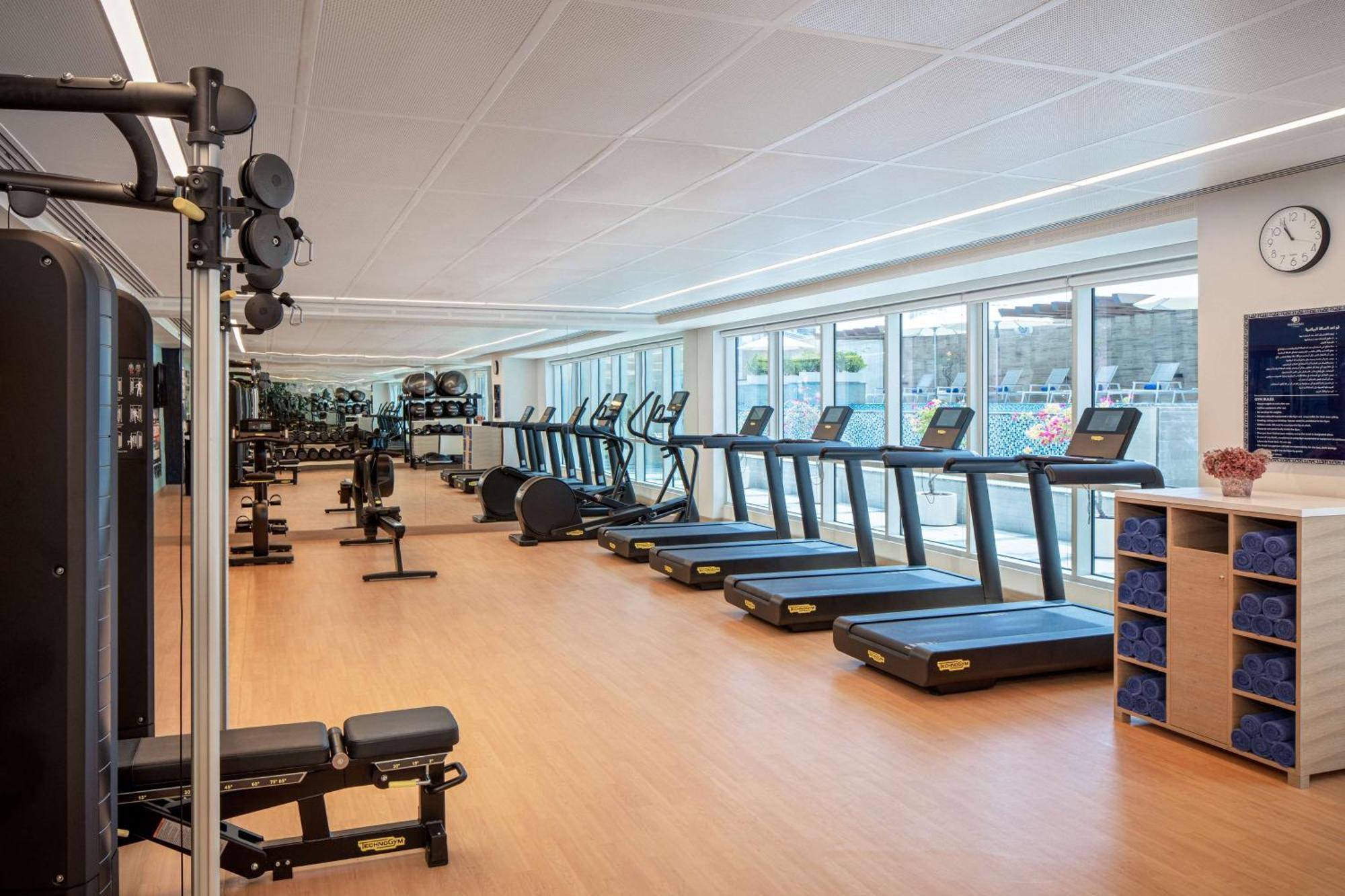 Doubletree By Hilton Fujairah City Dış mekan fotoğraf The gym at the London Business School