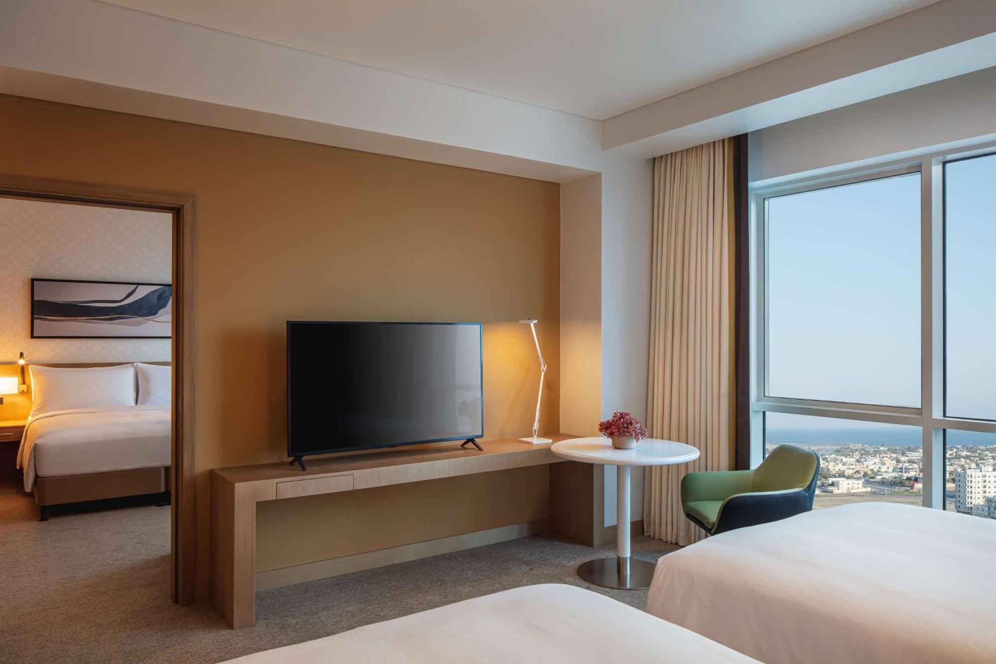 Doubletree By Hilton Fujairah City Dış mekan fotoğraf Deluxe Room